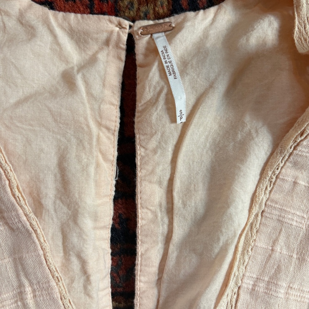 Free People Pale Peach Cotton Sundress with Puff Sleeves and V-Neck - Picture 4 of 6
